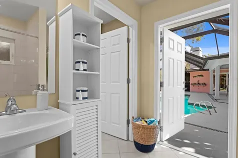 1501 75th Circle NE St Petersburg FL 33702