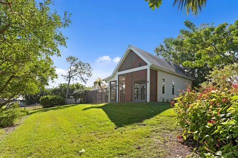 1501 75th Circle NE St Petersburg FL 33702