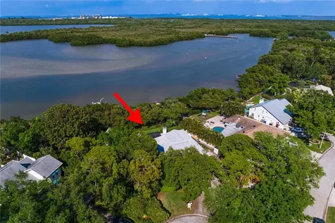 1501 75th Circle NE St Petersburg FL 33702