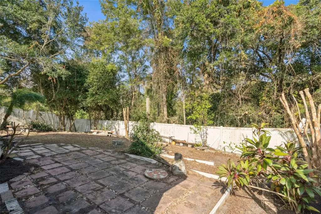 5121 Luna Negra Drive Orlando FL 32811