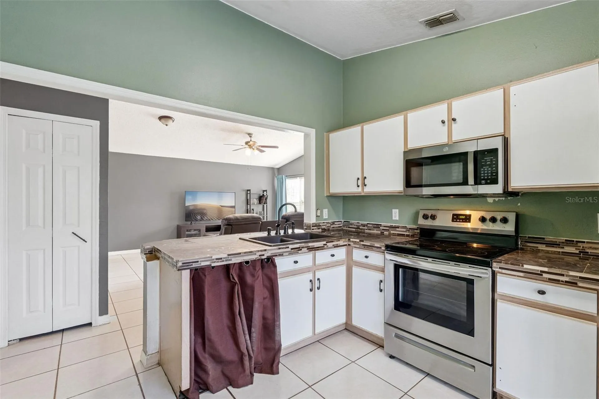 5121 Luna Negra Drive Orlando FL 32811