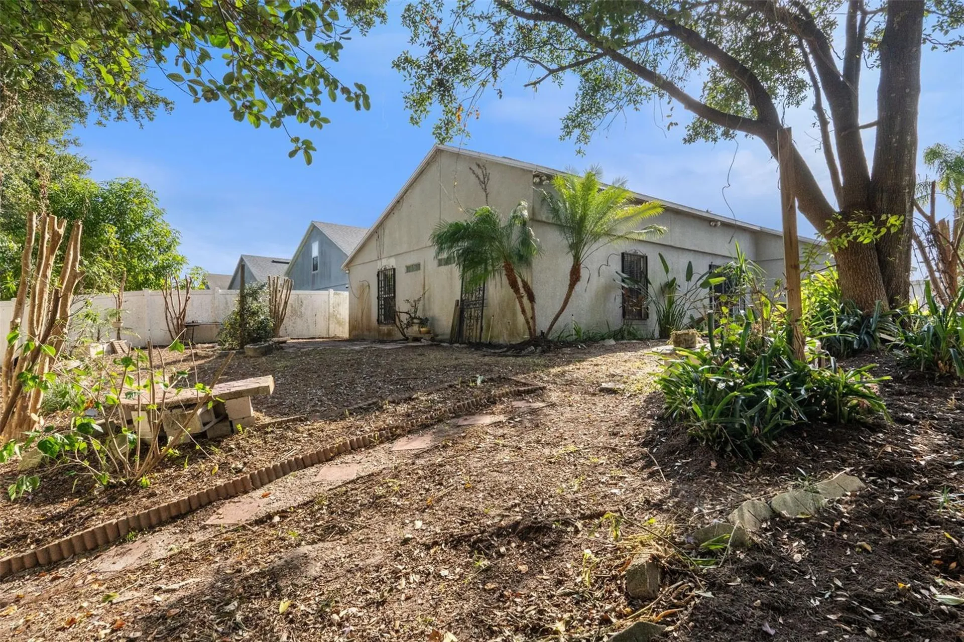 5121 Luna Negra Drive Orlando FL 32811