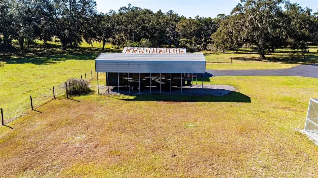 11704 Bur Mac Road Dade City FL 33525
