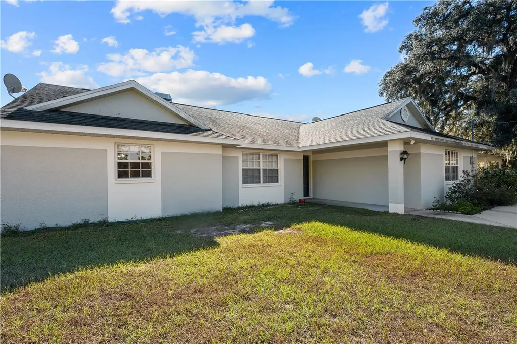 11704 Bur Mac Road Dade City FL 33525