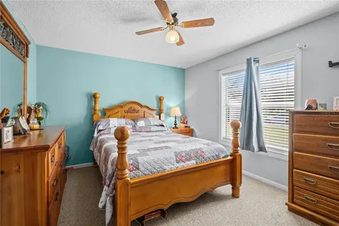 11704 Bur Mac Road Dade City FL 33525