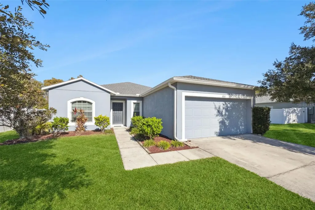 3153 Queen Alexandria Drive Kissimmee FL 34744