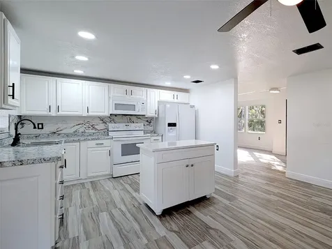 15217 Bailey Hill Road Brooksville FL 34614