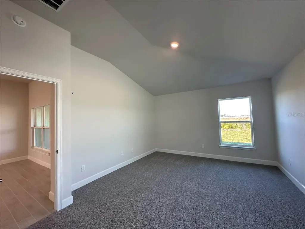 12543 NE 48th Terrace Oxford FL 34484