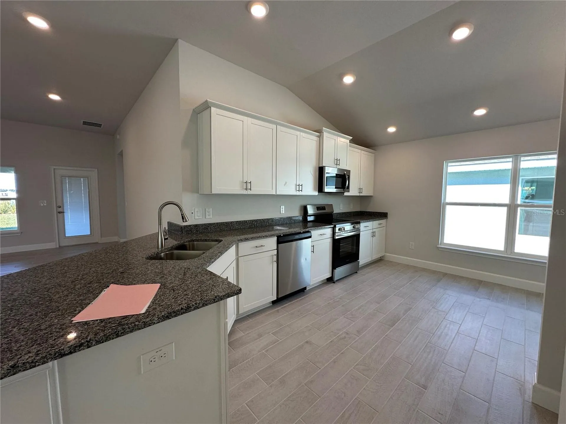 12543 NE 48th Terrace Oxford FL 34484