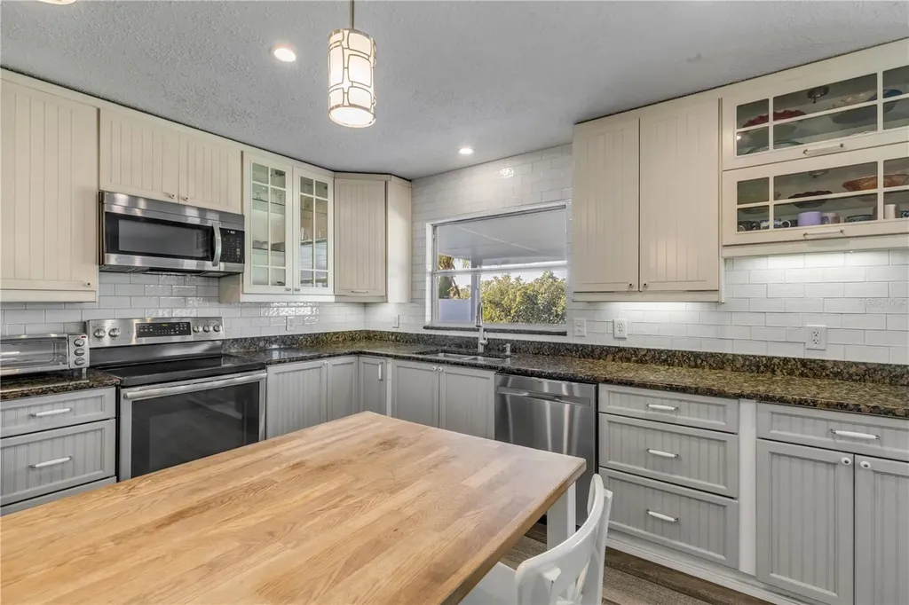 4602 Saxon Drive New Smyrna Beach FL 32169