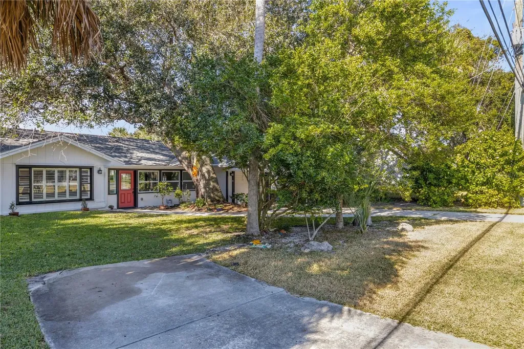4602 Saxon Drive New Smyrna Beach FL 32169