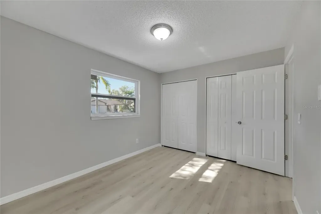 527 Fox Run Trail Apollo Beach FL 33572