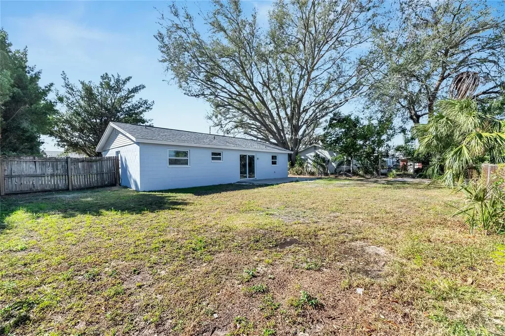 527 Fox Run Trail Apollo Beach FL 33572