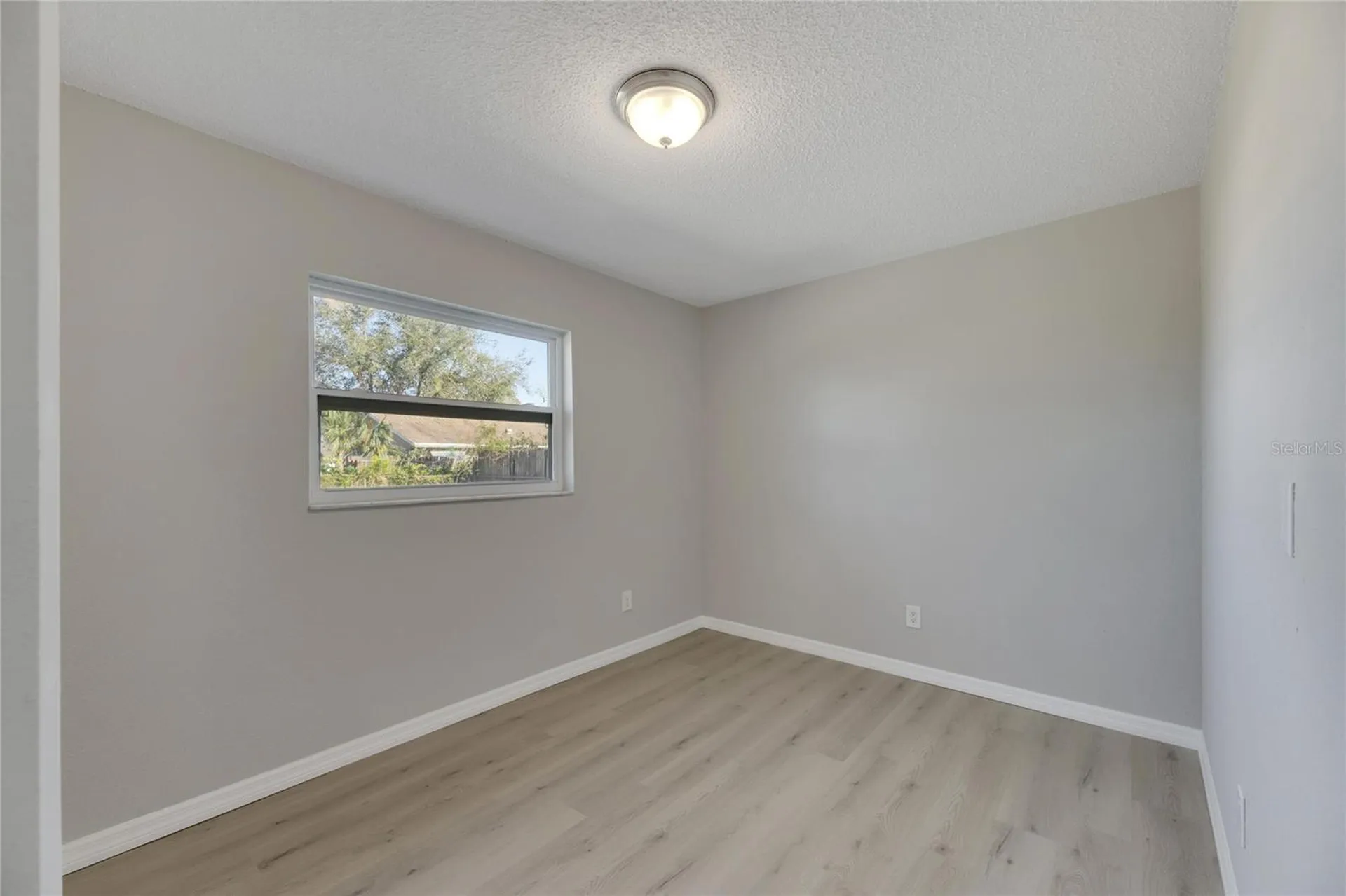 527 Fox Run Trail Apollo Beach FL 33572
