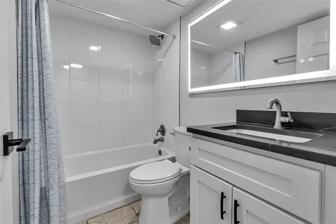 1508 Pelican Cove Road Sarasota FL 34231