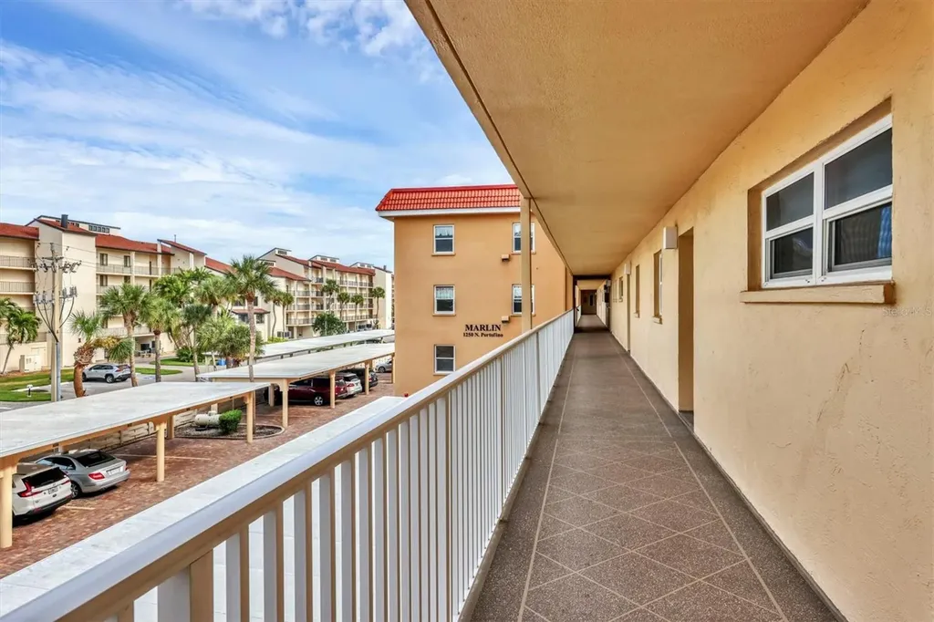 1250 N Portofino Drive Sarasota FL 34242