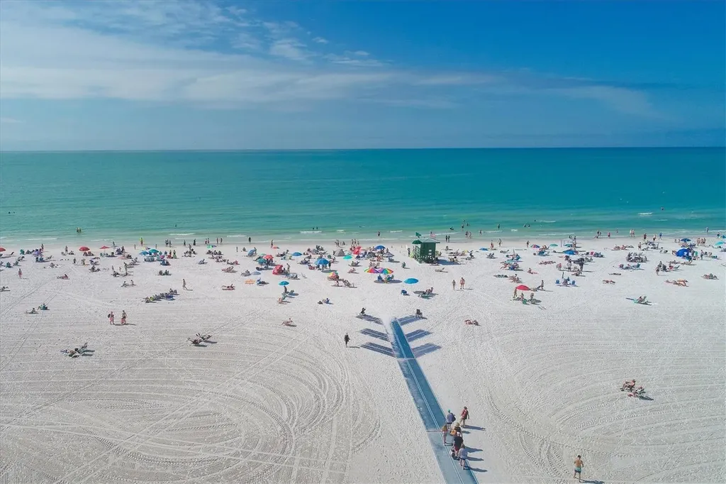 1250 N Portofino Drive Sarasota FL 34242