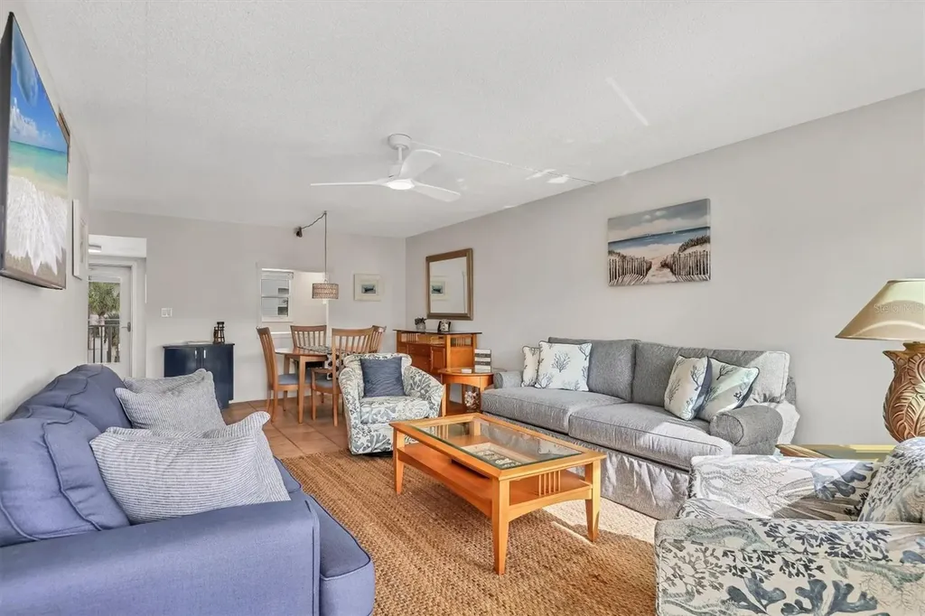 1250 N Portofino Drive Sarasota FL 34242