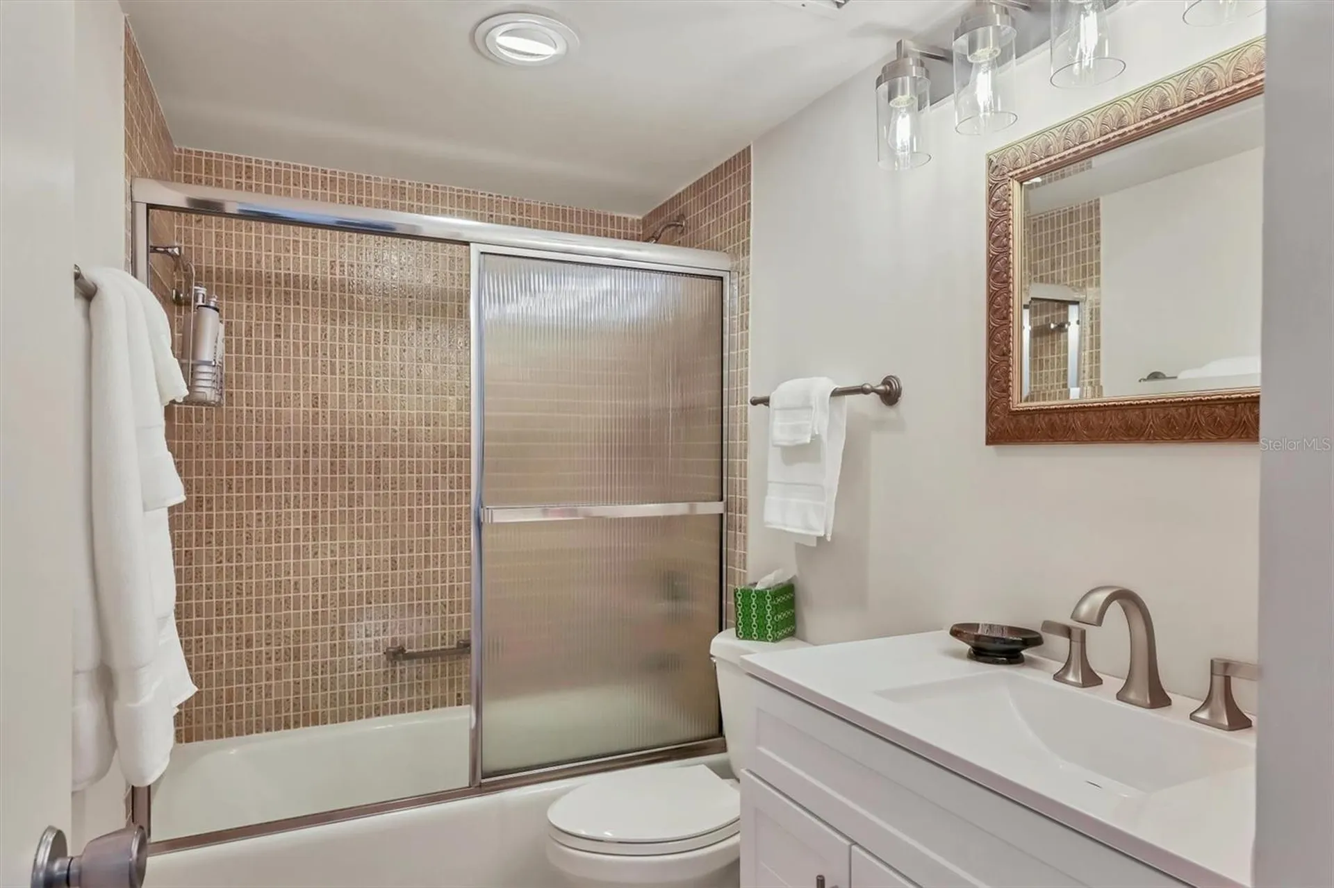 1250 N Portofino Drive Sarasota FL 34242