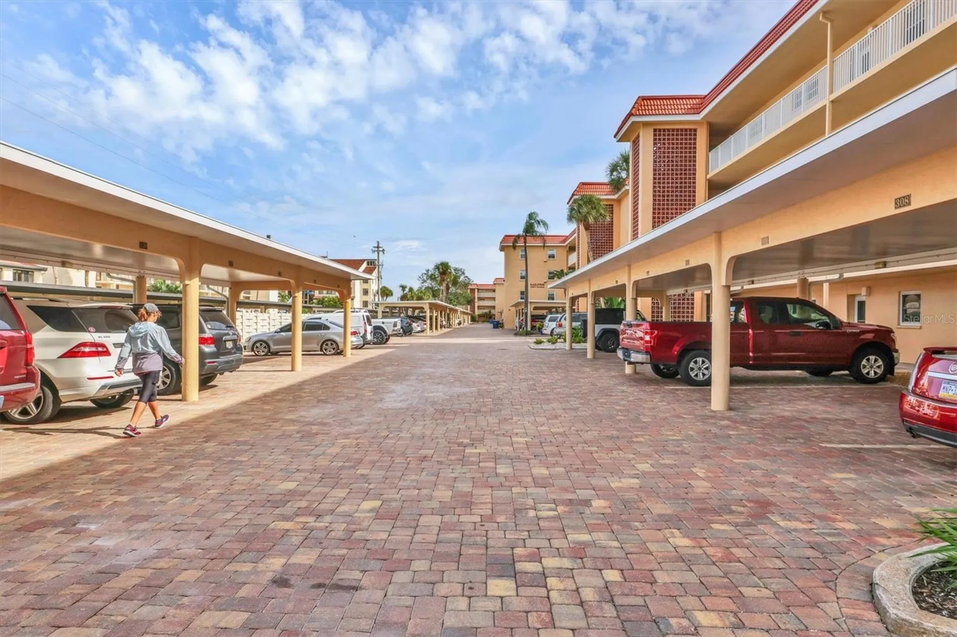 1250 N Portofino Drive Sarasota FL 34242