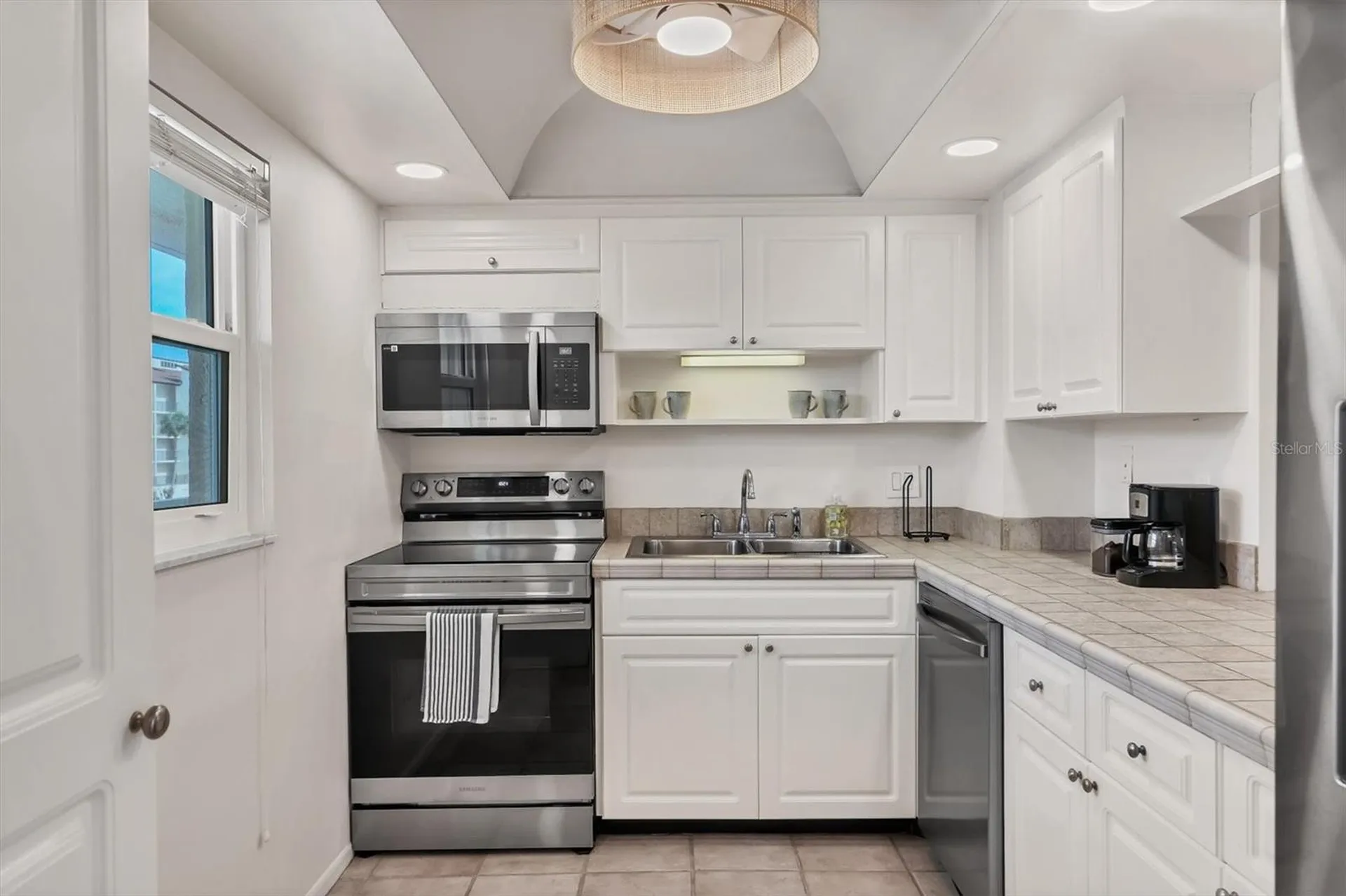 1250 N Portofino Drive Sarasota FL 34242