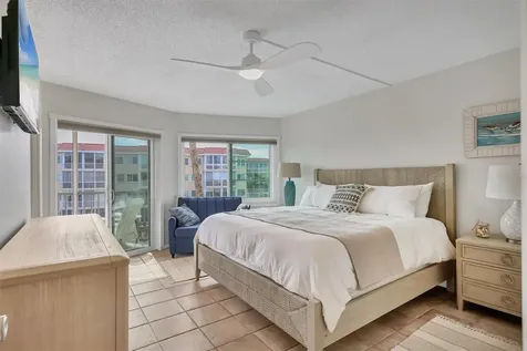 1250 N Portofino Drive Sarasota FL 34242