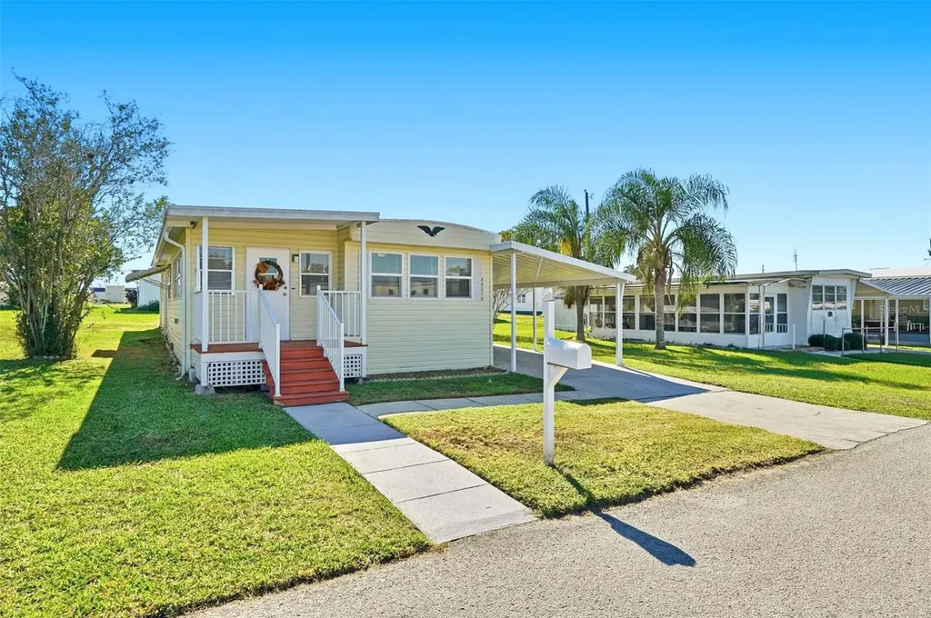 37828 Newal Avenue Zephyrhills FL 33542
