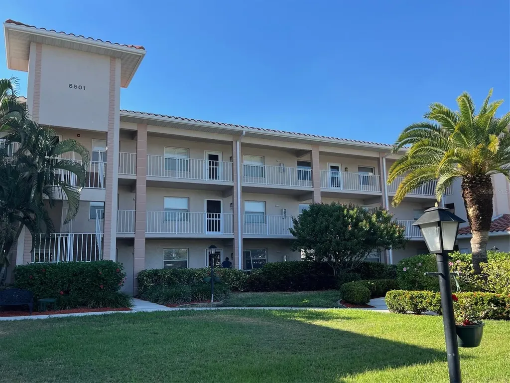 6501 Stone River Road Bradenton FL 34203