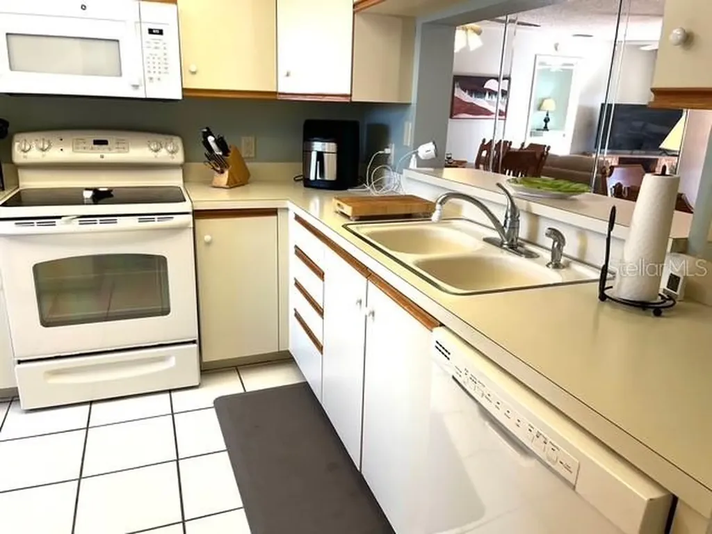 6501 Stone River Road Bradenton FL 34203