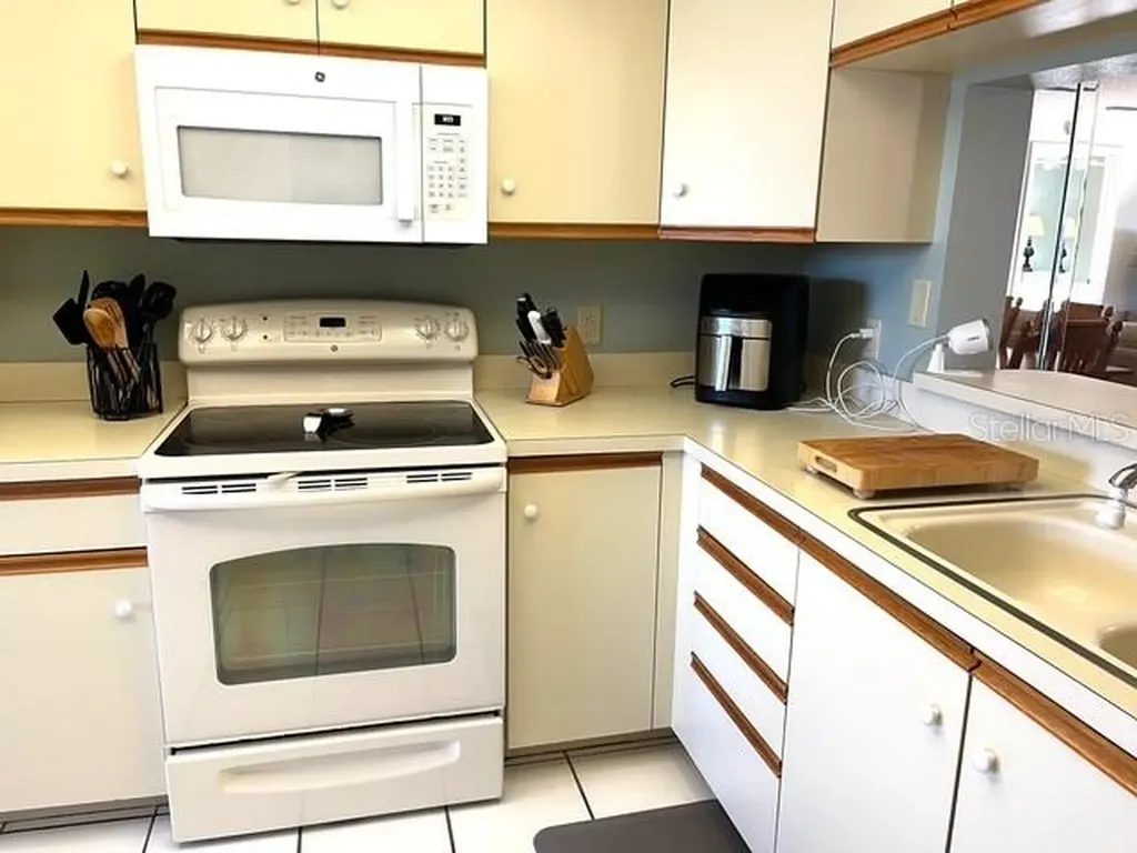 6501 Stone River Road Bradenton FL 34203