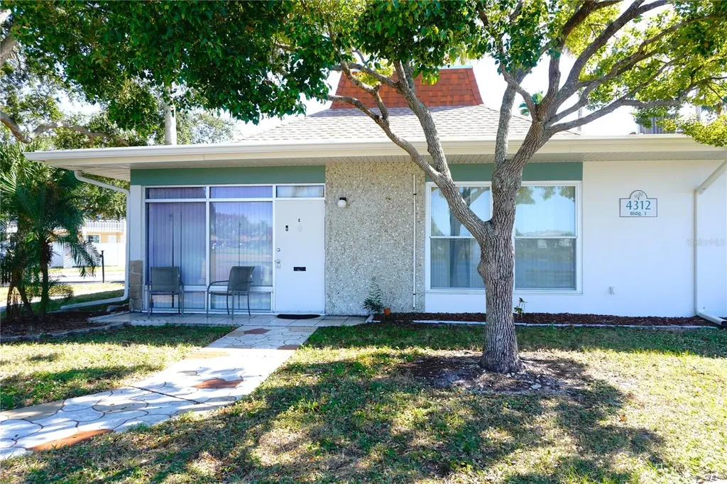 4312 Tahitian Gardens Circle Holiday FL 34691