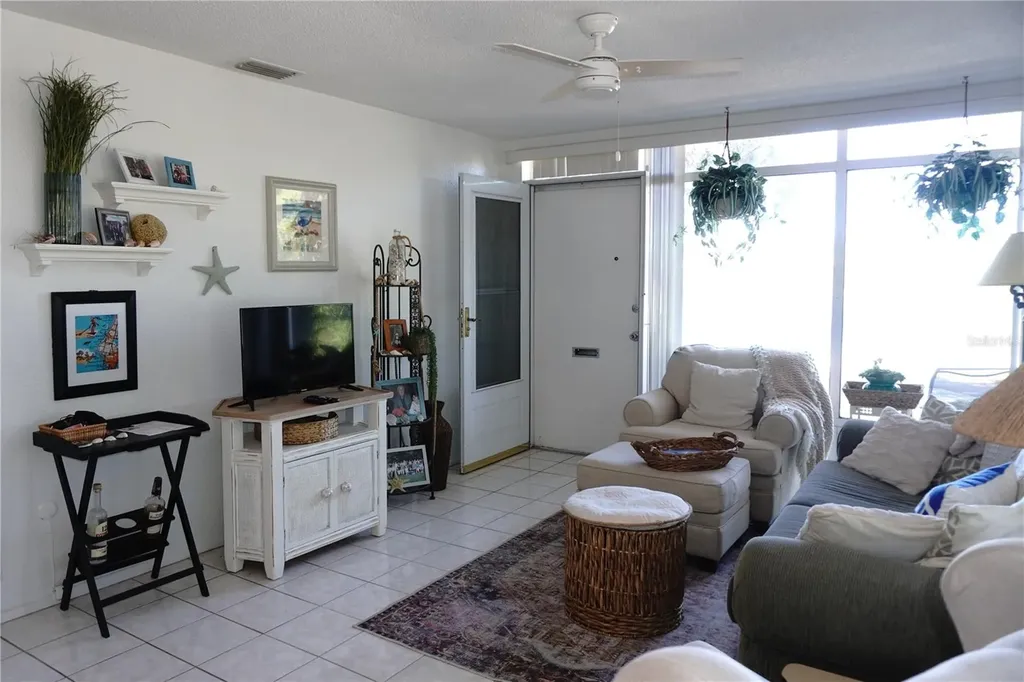 4312 Tahitian Gardens Circle Holiday FL 34691