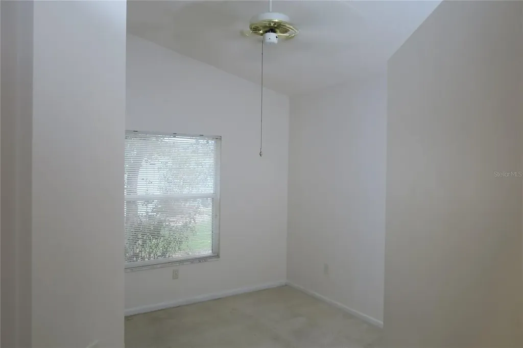 32512 Oak Park Drive Leesburg FL 34748
