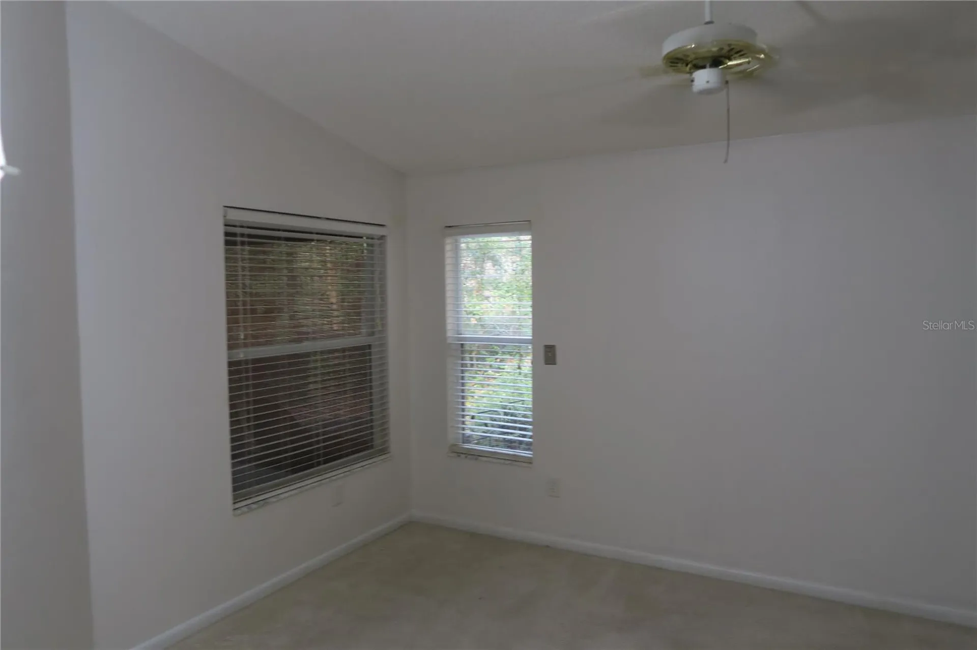 32512 Oak Park Drive Leesburg FL 34748