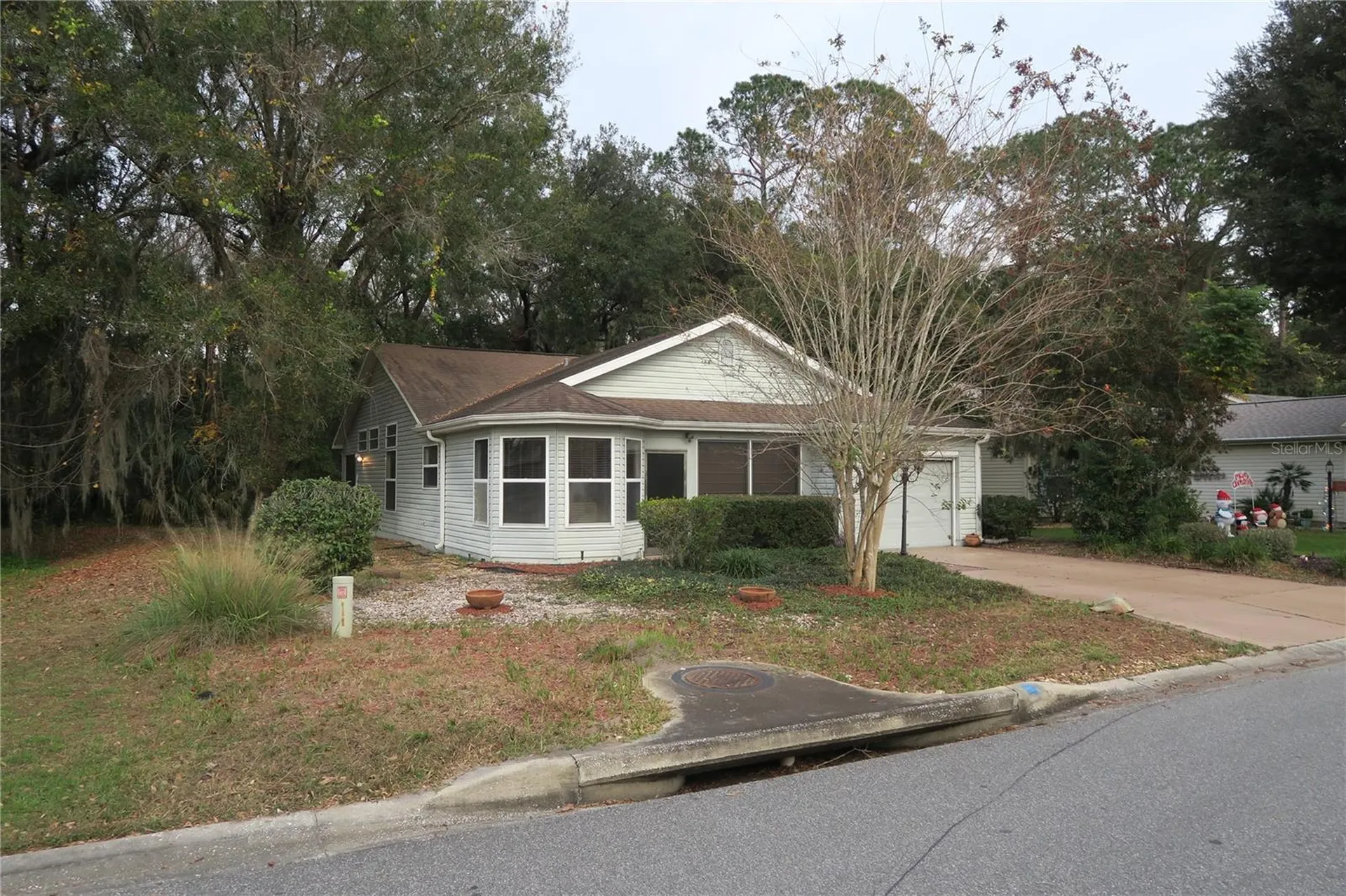 32512 Oak Park Drive Leesburg FL 34748