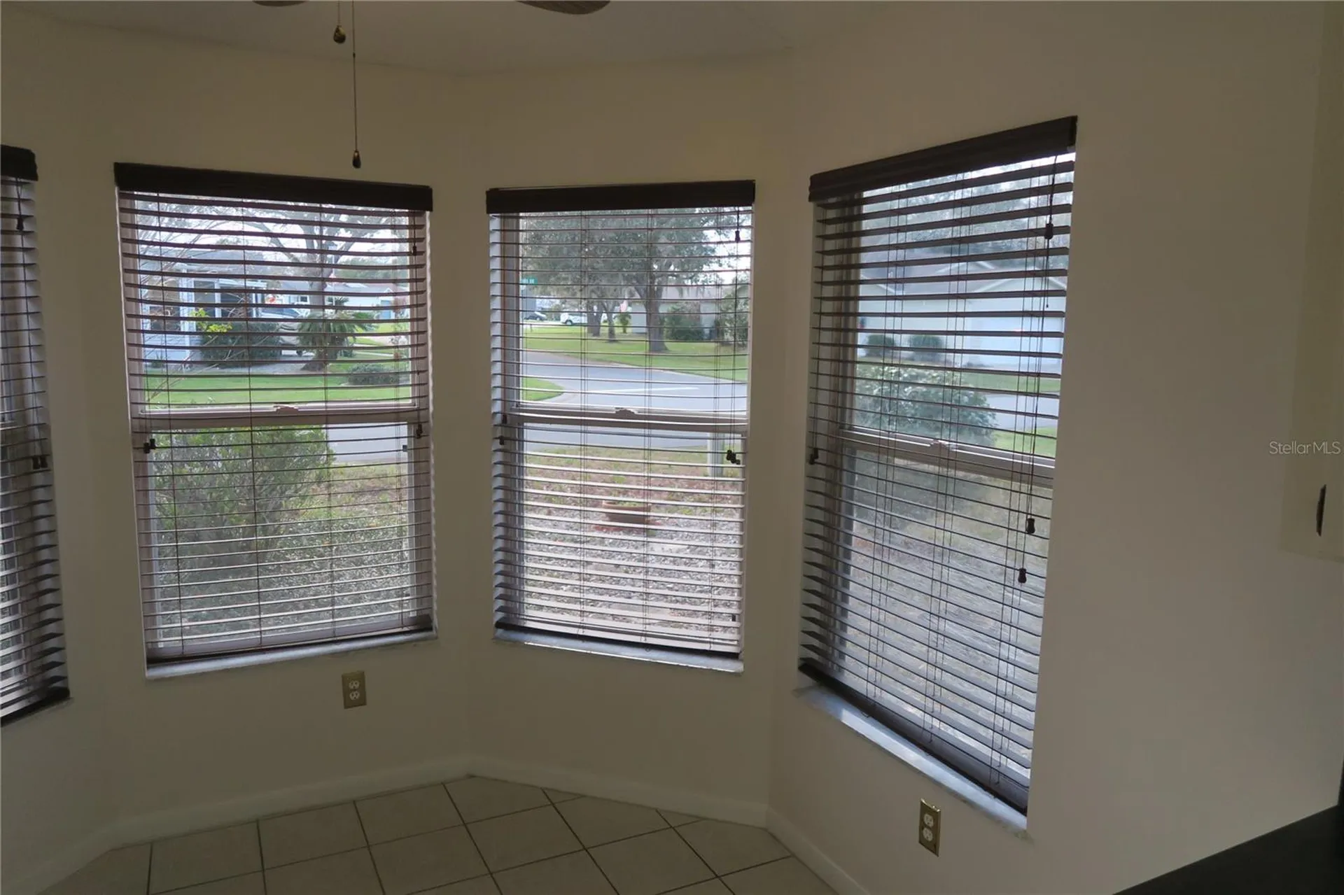 32512 Oak Park Drive Leesburg FL 34748