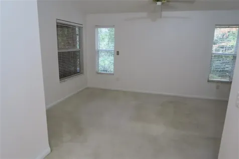 32512 Oak Park Drive Leesburg FL 34748
