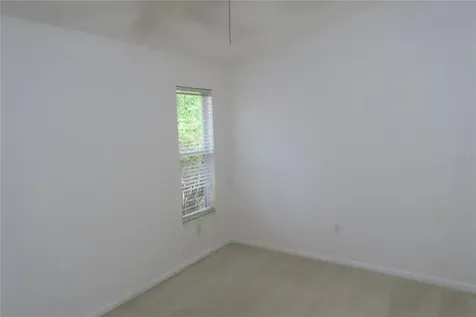 32512 Oak Park Drive Leesburg FL 34748
