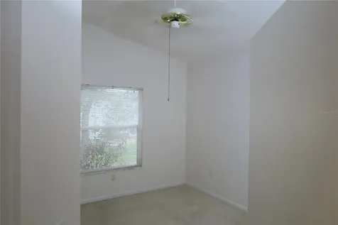 32512 Oak Park Drive Leesburg FL 34748