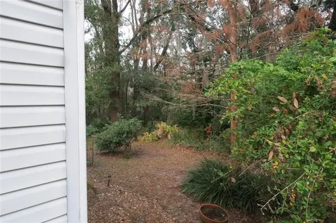 32512 Oak Park Drive Leesburg FL 34748