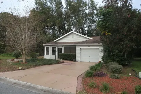 32512 Oak Park Drive Leesburg FL 34748
