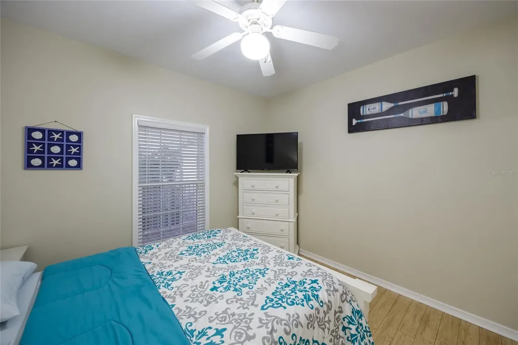 54 SE SE 910 Avenue Suwannee FL 32692