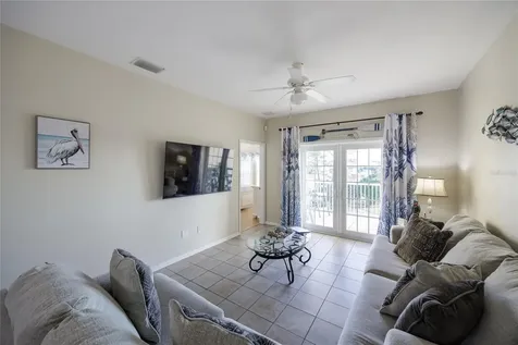 54 SE SE 910 Avenue Suwannee FL 32692