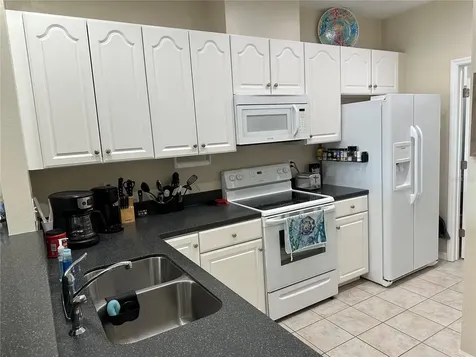 54 SE SE 910 Avenue Suwannee FL 32692