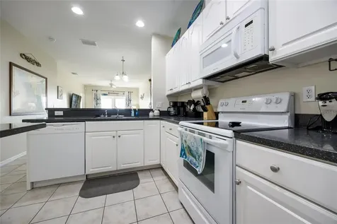 54 SE SE 910 Avenue Suwannee FL 32692