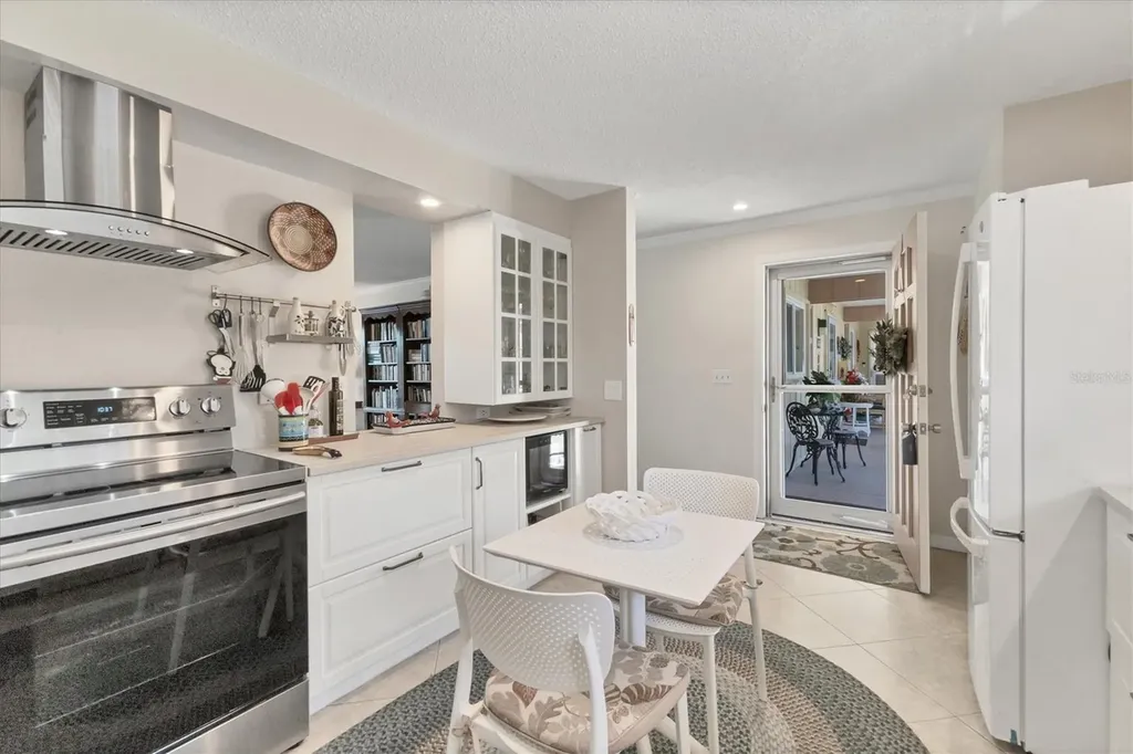 4450 Narraganset Trail Sarasota FL 34233