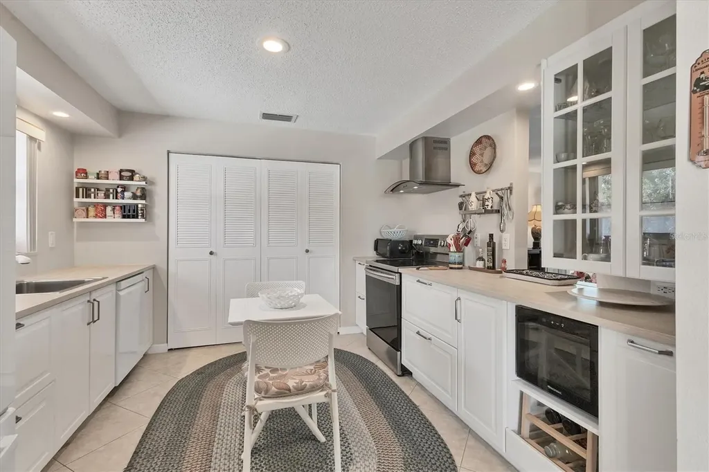 4450 Narraganset Trail Sarasota FL 34233