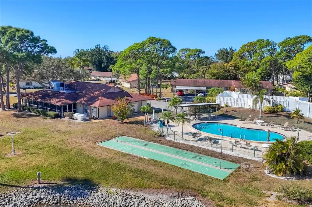 4450 Narraganset Trail Sarasota FL 34233