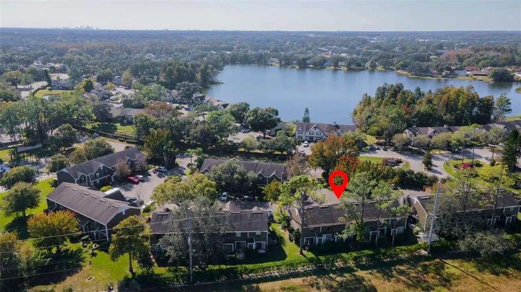 16545 Lake Brigadoon Circle Tampa FL 33618