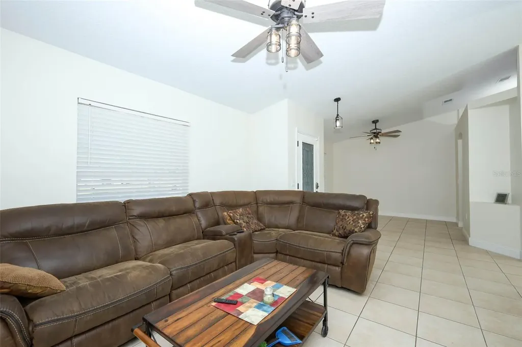 1559 5th Avenue Deland FL 32724